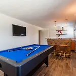 ヴィラ Miholina - With Heated Swimming Pool *