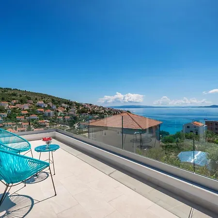 Βίλα Miholina - With Heated Swimming Pool