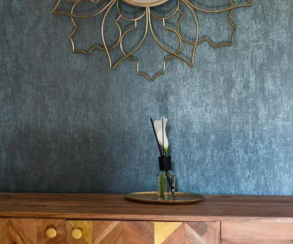 别墅 Miholina - With Heated Swimming Pool