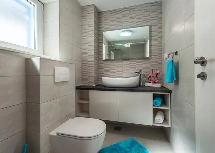 别墅 Miholina - With Heated Swimming Pool 特罗吉尔